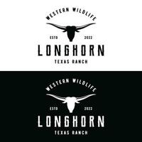 Longhorn Texas Ranch Tierwelt Jahrgang Logo Vorlage Design. zum Abzeichen, Restaurants, Bauernhöfe und Unternehmen. vektor