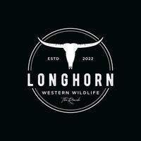 Longhorn Texas Ranch Tierwelt Jahrgang Logo Vorlage Design. zum Abzeichen, Restaurants, Bauernhöfe und Unternehmen. vektor