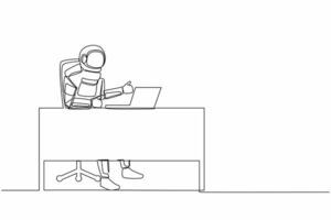 enda ett linje teckning av astronaut ger tummen upp tecken i främre av bärbar dator på arbetssätt skrivbord. känsla Bra efter galaktisk utforskning. kosmisk galax Plats. kontinuerlig linje design vektor illustration