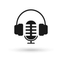 Mikrofon- und Kopfhörersymbol. Podcast- oder Radiologo-Design.