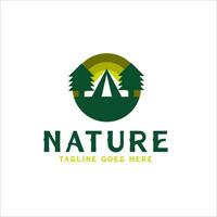 turist läger natur logotyp design begrepp vektor illustration symbol ikon