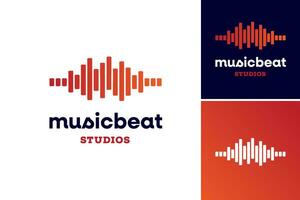 musik slå studio logotyp är en lämplig för en logotyp design relaterad till musik, sådan som för musik produktion företag, musik evenemang, eller musiker. vektor