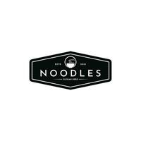 Ramen Nudel Essen Logo Design Jahrgang retro Briefmarke vektor