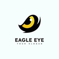 Adler Raubtier Auge Falke Vogel Logo Geschäft vektor