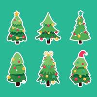 geschmückte Weihnachtsbäume Stickersammlung vektor