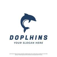 Delfin Logo Vorlage Design. Delfine springen auf das Wellen von das Meer oder Strand mit ein kreativ Idee. vektor