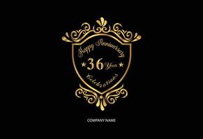 36 Jahrestag Feier Logo mit Handschrift golden Farbe elegant Design vektor