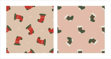 nahtlos Muster einstellen mit Weihnachten Grün und rot Socken. Weihnachten und Neu Jahr Konzept. Hand gezeichnet retro Jahrgang Vektor Textur zum Hintergrund, Drucke, Verpackung, Textil-