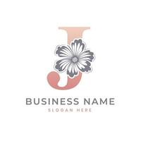 j Brief Logo mit Blume. Blumen- j Logo feminin Luxus Logo Design vektor