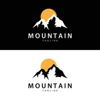 Berg Logo einfach Design Abenteuer Modell- Silhouette Landschaft einfach modern Stil Marke Produkt Geschäft vektor