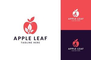 Apple Leaf Negativ Space Logo Design vektor