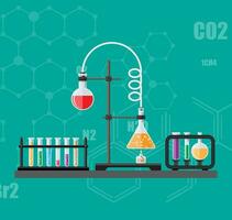 Labor Ausrüstung, Gläser, Becher, Flaschen, Geist Lampe auf Tisch. Biologie Wissenschaft Bildung medizinisch Vektor Illustration im eben Stil