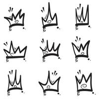 klotter kronor. linje konst kung eller drottning krona skiss, Kompis krönt huvuden tiara, skön diadem och lyxig dekaler vektor illustration uppsättning. kunglig huvud Tillbehör linjär samling