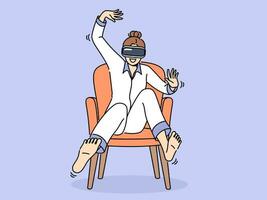 Frau tragen vr Headset sitzt im Stuhl und Wellen Waffen und Beine, Sein eingetaucht im virtuell Wirklichkeit vektor