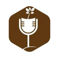 natur podcast med blad logotyp design mall vektor