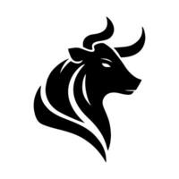 Stier Kopf Symbol Silhouette Symbol. Büffel Kuh Ochse isoliert auf Weiß Hintergrund. Stier Kopf Logo welche meint Stärke, Mut und Zähigkeit. Vektor Illustration