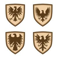 samling av kunglig fågel logotyper med sköldar. heraldisk fågel logotyp vektor