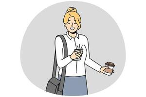 leende affärskvinna använda sig av mobiltelefon dryck kaffe från hämtmat kopp. Lycklig motiverad kvinna anställd njut av ta ut dryck bläddra smartphone. vektor illustration.