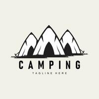 einfach Vektor draussen Camping Logo, wild Abenteuer Vorlage mit alt Jahrgang Stil