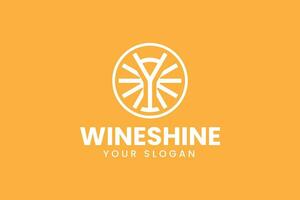 Wein trinken mit Sonne Licht Element Logo Design zum Cafe, Essen und Getränk Geschäft vektor