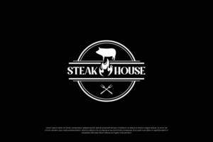 retro Steak Haus Logo Design. Steak Emblem, Steak Restaurant Etikette Logo. vektor