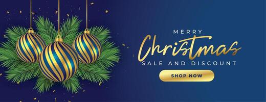 fröhlich Weihnachten Verkauf und Rabatt Werbung Banner mit Weihnachten Bälle und Blätter vektor