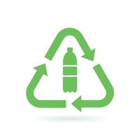 återvinna plast logotyp tecken. pilar sällskapsdjur flaska form återvinning tecken. vektor illustration