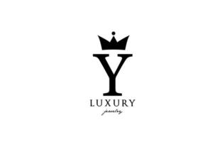 y Alphabet Buchstaben-Logo-Symbol in Schwarz-Weiß-Farbe. kreatives Design mit Königskrone für Luxus- oder Modeunternehmen und Unternehmen vektor