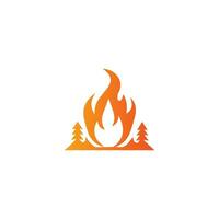 Feuer Verbrennung isoliert Symbol, einfach Grafik Illustration. farbig Flamme Detail und Hand gezeichnet Vektor Grafik. Lagerfeuer Feuerball Zeichen Dekoration. warm Temperatur Logo Bild.