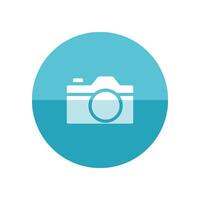 kamera ikon i platt Färg cirkel stil. fotografi bild elektronisk avbildning vektor