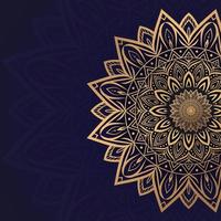 Mandala-Design mit floraler goldener Blume kostenloser Vektor