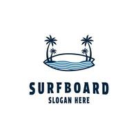 surfbräda logotyp design begrepp med strand Vinka och handflatan träd vektor