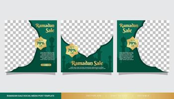 einstellen von islamisch Ramadan Sozial Medien Post vektor