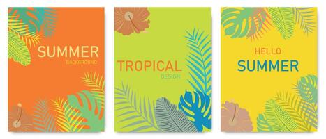 einstellen von Banner auf ein tropisch Thema. Vektor Illustration von bunt Palme Blätter und Hibiskus Blumen. abstrakt geometrisch tropisch Design Vorlagen zum Poster, Abdeckungen, Tapeten. eben Stil.