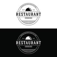 restaurang mall logotyp årgång design med bestick och matlagning redskap.logotyp för företag, märka, bricka. vektor