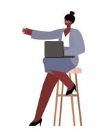 sittande svart kvinna med laptop på stol arbetar vektor design