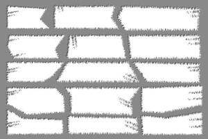Stücke von zerrissen Weiß Hinweis Papier anders Formen isoliert auf grau Hintergrund realistisch Vektor Illustration, Notizblock zerrissen Papier zum Botschaft Notiz, Seite oder Banner und Karton leer zerrissen Stück Streifen