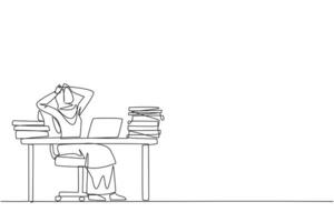 enda ett linje teckning arab affärskvinna Sammanträde på kontor stol. stressig till ser stock pris på en bärbar dator skärm den där inte öka. stressig affärskvinna. kontinuerlig linje grafisk illustration vektor