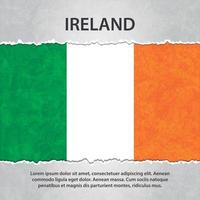 Irlands flagga på trasigt papper vektor