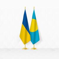 Ukraine und Palau Flaggen auf Flagge Stand, Illustration zum Diplomatie und andere Treffen zwischen Ukraine und Palau. vektor
