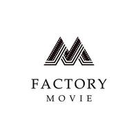 Initiale Brief m Kino mit Filmstreifen zum Film Produktion Logo Design vektor
