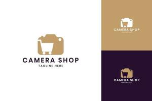 Kamera-Shopping negatives Weltraum-Logo-Design vektor