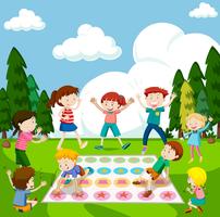 Barn spelar spel i parken vektor