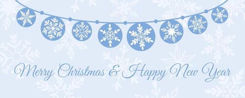 fröhlich Weihnachten und glücklich Neu Jahr festlich Design mit Girlande von Schneeflocken im eben Stil. Winter schneebedeckt Blau Hintergrund mit Schneeflocken. Weihnachten Dekoration. vektor