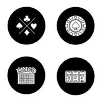 Casino-Glyphe-Symbole gesetzt. Lucky Seven, Bingo, Casino-Chip, Spielkartenfarben. Vektorgrafiken von weißen Silhouetten in schwarzen Kreisen