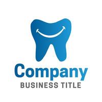 dental logotyp design med tand leende vektor