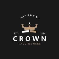 Krone Logo einfach Design Vorlage. Jahrgang Krone Logo königlich König Königin Symbol vektor