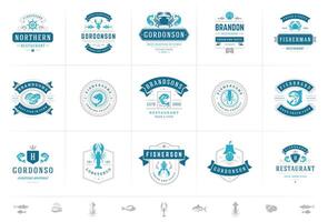 skaldjur logotyper eller tecken uppsättning illustration fisk marknadsföra och restaurang emblem mallar design vektor