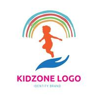 unge zon eller dagis logotyp design för branding och identitet vektor