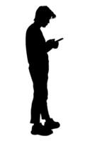 Silhouette von ein Person Stehen halten Smartphone, das Konzept Verwendet Clever Verbindung Handy, Mobiltelefon online, Illustration vektor